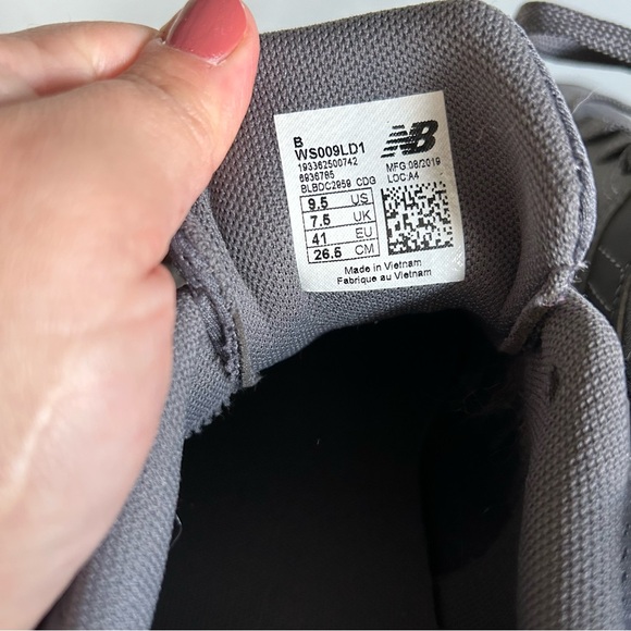 009 New Balance Grey Comfort Sneakers - Picture 7 of 9
